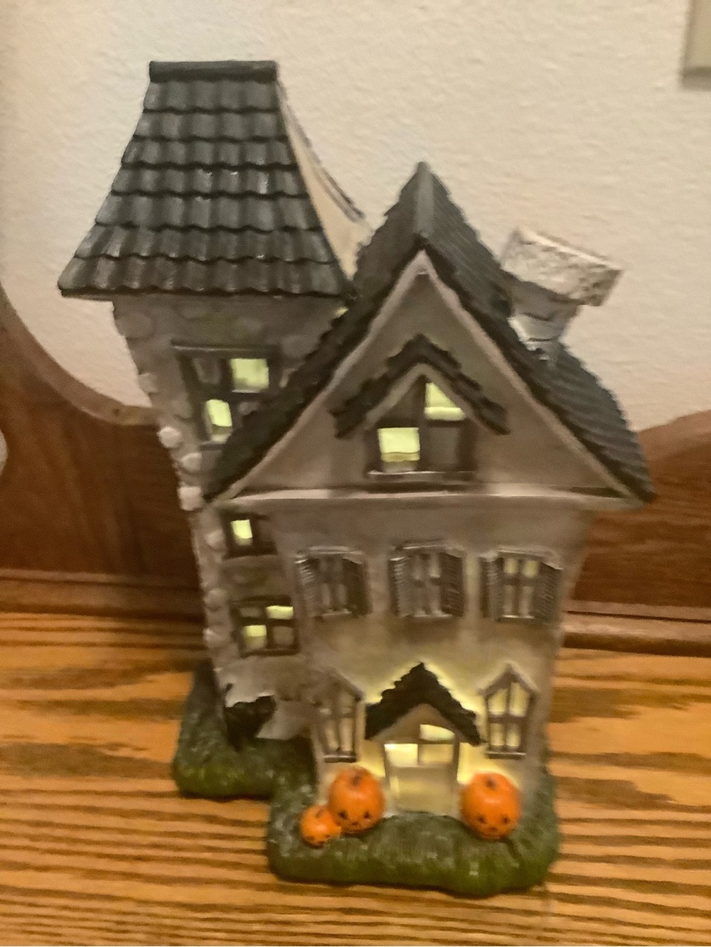 Halloween Decor - Picture 5 of 6